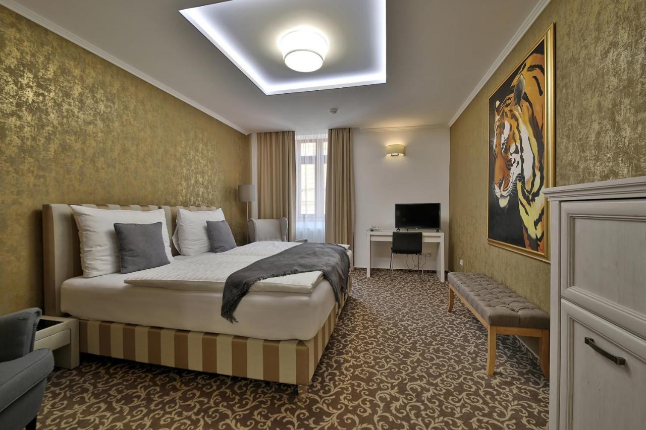 Hotel Pod Branou Bardejov Bagian luar foto