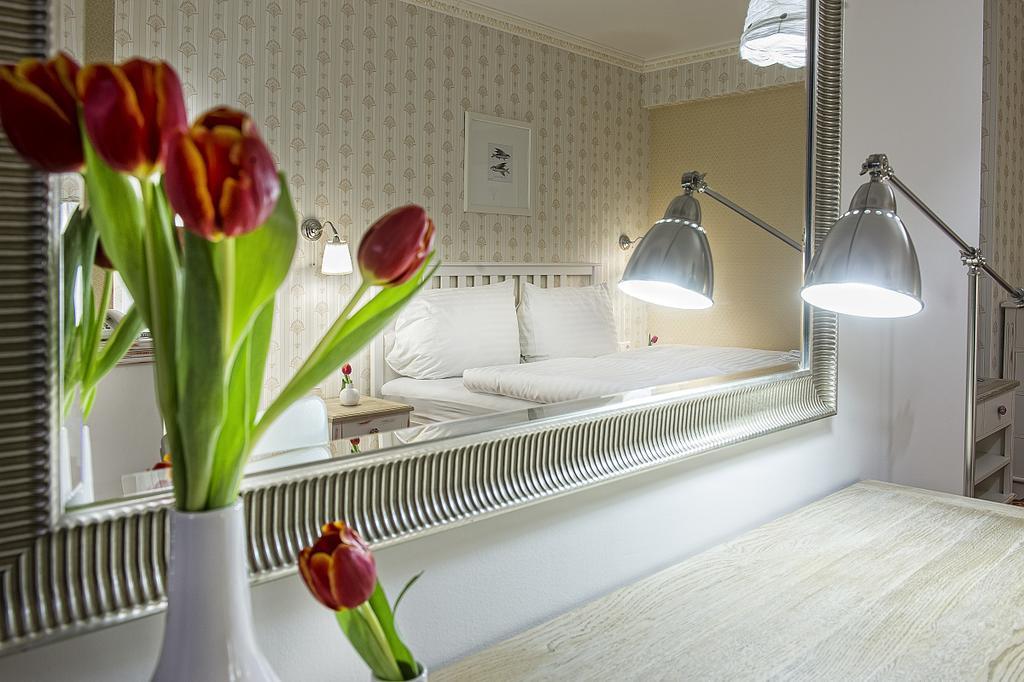 Hotel Pod Branou Bardejov Ruang foto